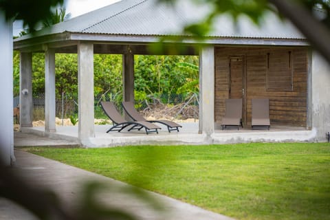 Patio, Garden, Garden view, sunbed