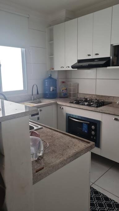 Kitchen or kitchenette, minibar, pet friendly, stove