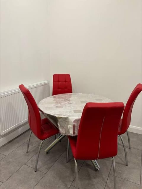 Dining area, kitchen