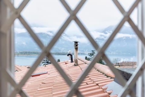 Day, Natural landscape, View (from property/room), Lake view, Mountain view