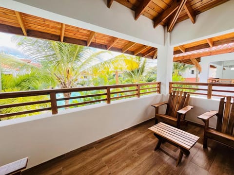 Balcony/Terrace, Garden view