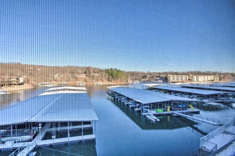 Waterfront Condo with Boat Slip! Apartment hotel in Lake of the Ozarks