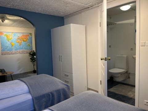 Bathroom, Bedroom