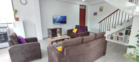 Communal lounge/ TV room