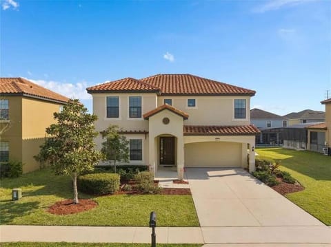 Property building, Day, Garden, Garden view