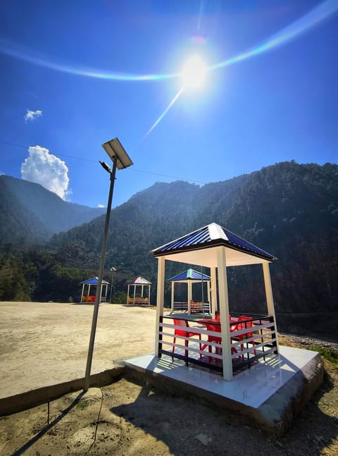 Hotel Hill River View Resort Hotel in Uttarakhand