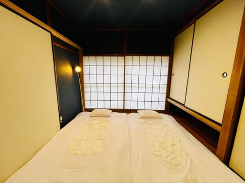 NEW OPEN『天然温泉』芦ノ湖畔の完全貸切別荘 Villa in Hakone