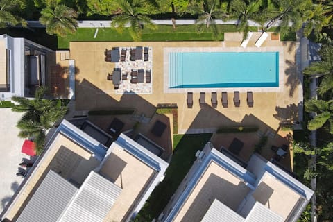 Property building, Day, Bird's eye view, Swimming pool