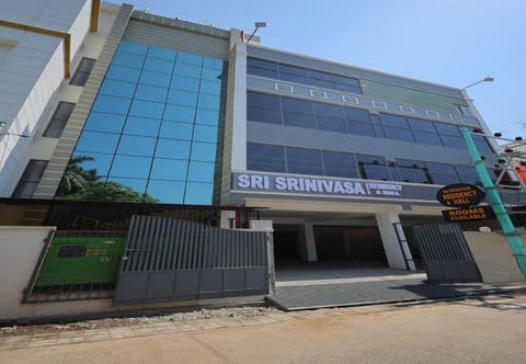 Sri Srinivasa Residency Hotel in Puducherry