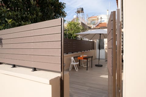 Property building, Balcony/Terrace