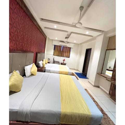 Shrimad Chandkheda Hotel in Ahmedabad