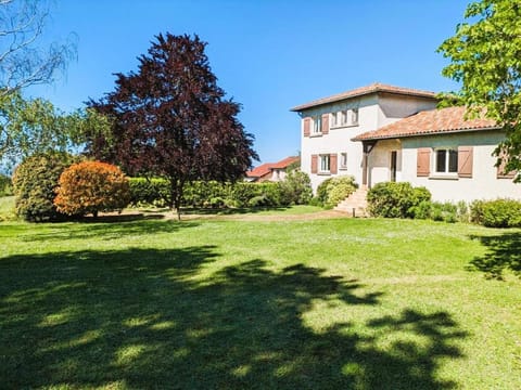 Villa avec piscine et vue panoramique Villa in Villefranche-sur-Saone