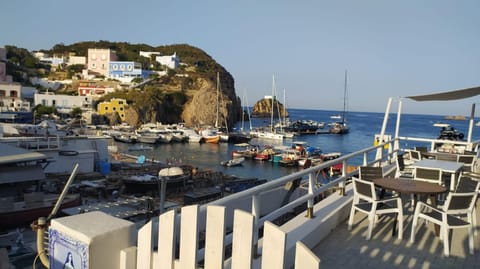 Casa Acqua Marina 5 Maison in Ponza