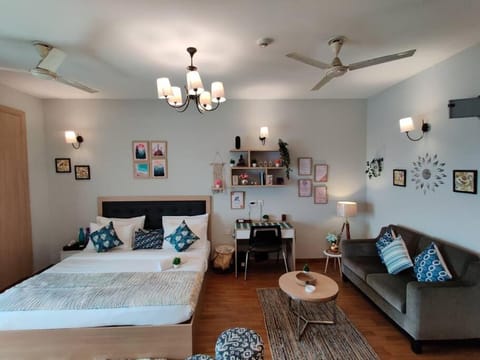 Sojourn stays- Urban studio Apartment Eigentumswohnung in Noida