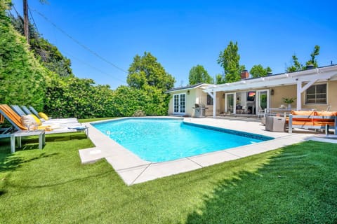 Garden, Pool view, Swimming pool