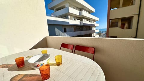 SE064 - Senigallia, comodo trilocale a 50mt dal mare Apartment in Senigallia