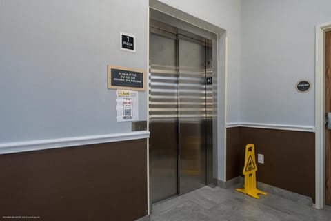 elevator