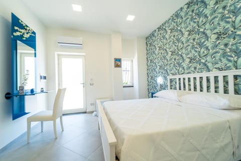 Nientemale Residence Napoli Bed and Breakfast in Pozzuoli