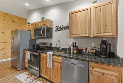 Kitchen or kitchenette, kitchen