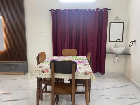 Kamlax Villa room at puducherry Casa vacanze in Puducherry