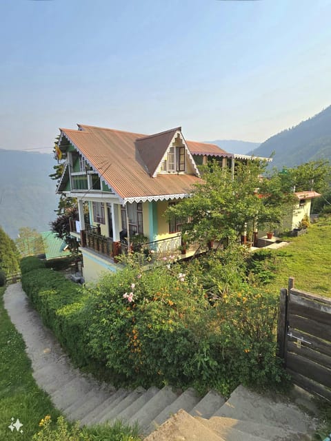 Nimantrana Homestay Vacation rental in Darjeeling