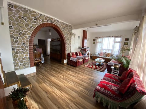 Nimantrana Homestay Vacation rental in Darjeeling