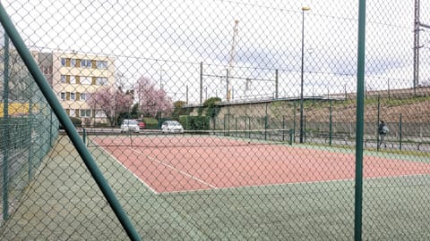 Tennis court