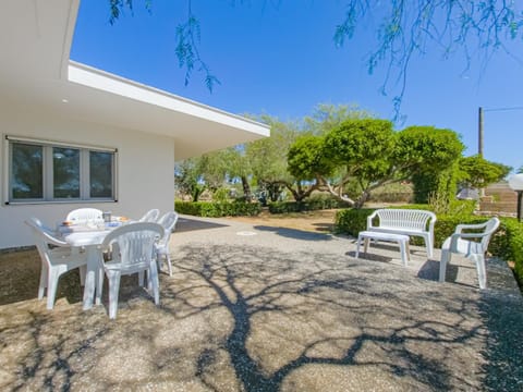 Spring, Garden, Dining area