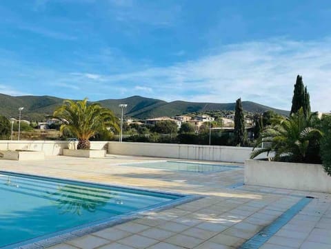 Duplex en résidence à deux pas de la mer House in Belgodère