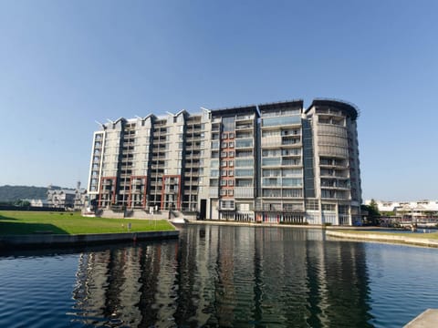 Quayside Waterfront Apartment Copropriété in Durban
