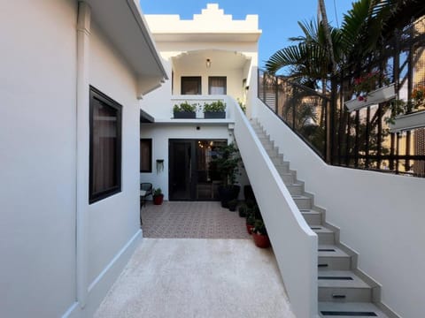 Property building, View (from property/room), Balcony/Terrace