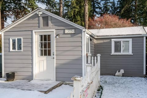 Adorable Cottage near Scenic Waterfront Park Haus in Everett