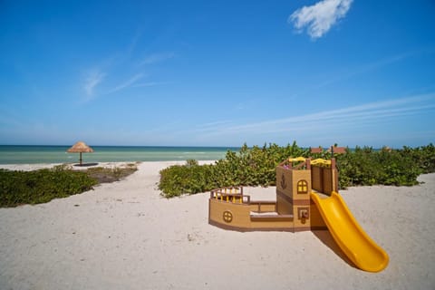 SIELA Oceanfront Luxury 4 BR Villa Apartment in State of Yucatan