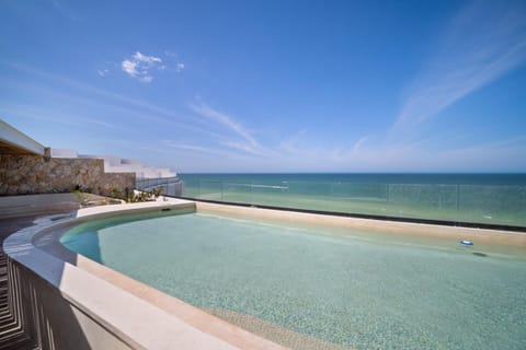 SIELA Oceanfront Luxury 4 BR Villa Apartment in State of Yucatan