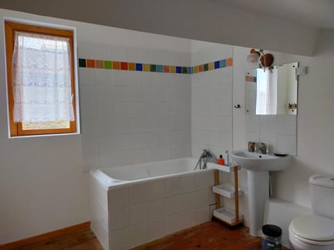 Bathroom, Bath