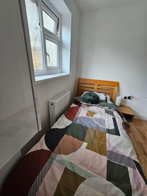 Comfortable Two Bedroom Flat Apartment in Brighton