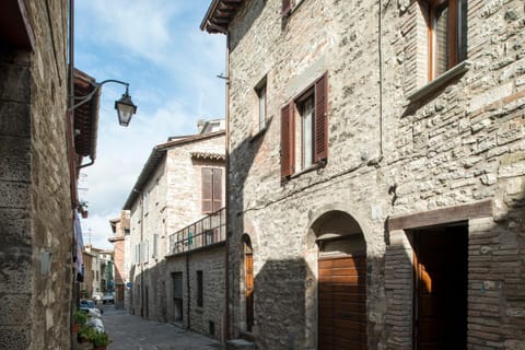 Facade/entrance, Street view