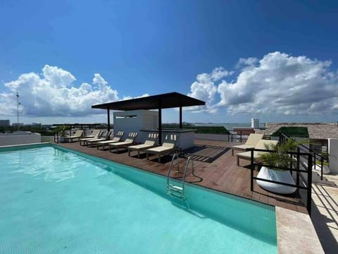 Pool view, Swimming pool