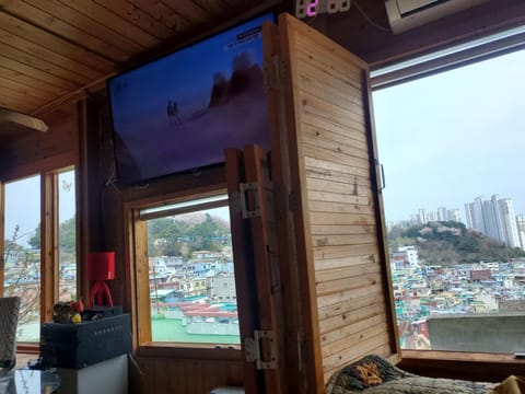 Sky Karaoke Übernachtung mit Frühstück in Busan