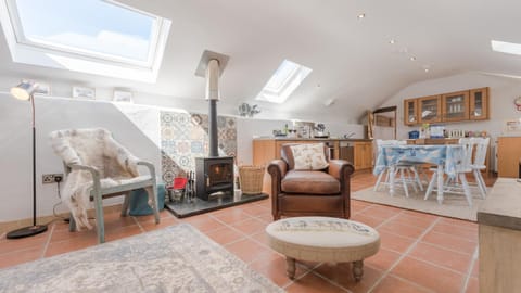 Old Boswednack a rural retreat gem On the idyllic coast of Zennor to St Ives. Summer house garden parking for two cars and free WiFi. House in Zennor
