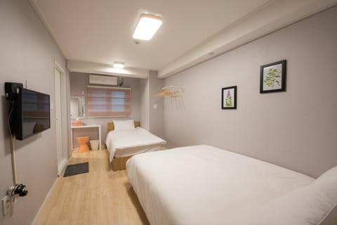 Daol Guesthouse Bed and Breakfast in Seoul