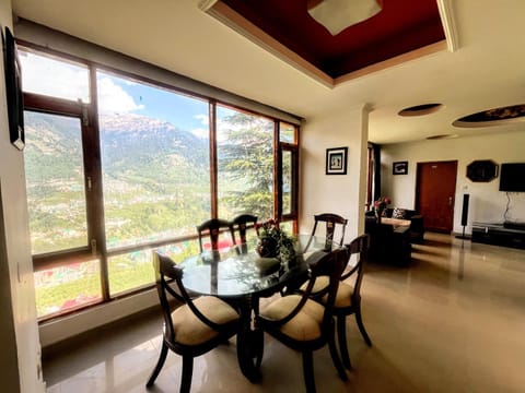 6th Element Cottages Hotel in Manali