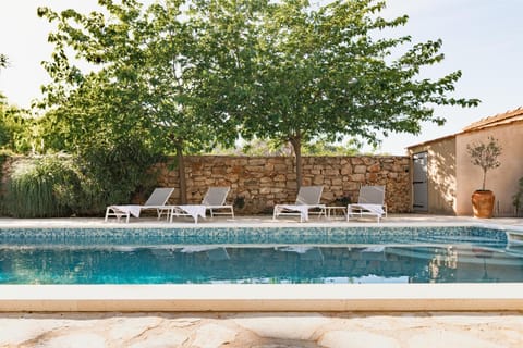 Villa Estelle, Timeless Design in Ancient Stone Villa in Stari Grad