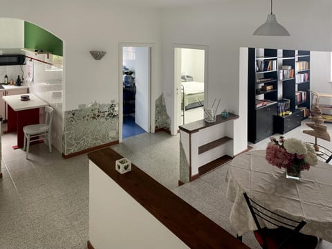 Kitchen or kitchenette, Living room, Photo of the whole room, Dining area
