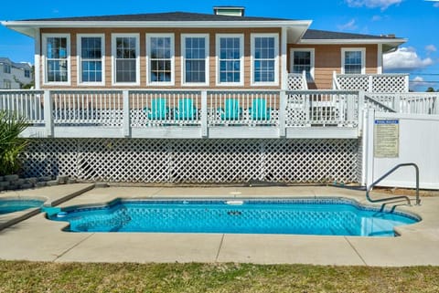 Oceanfront pet friendly home with pool and hot tub sleeps twenty House in North Myrtle Beach