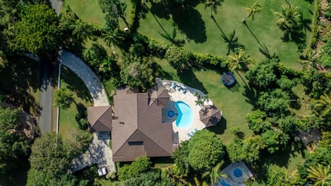 Bird's eye view, Garden, Golfcourse, Swimming pool