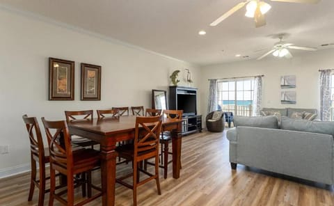 Stunning and Spacious 5 BR Condo- With Ocean Views and more! Cherry Grove Villas 402 House in North Myrtle Beach