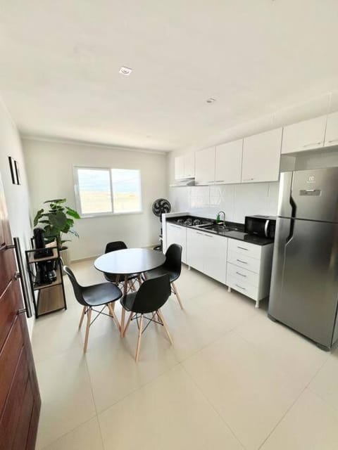 Kitchen or kitchenette, Dining area, oven, stove, toaster