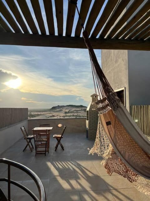 Natural landscape, View (from property/room), Balcony/Terrace, Dining area, Mountain view