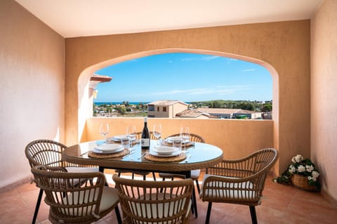 Balcony/Terrace, Dining area